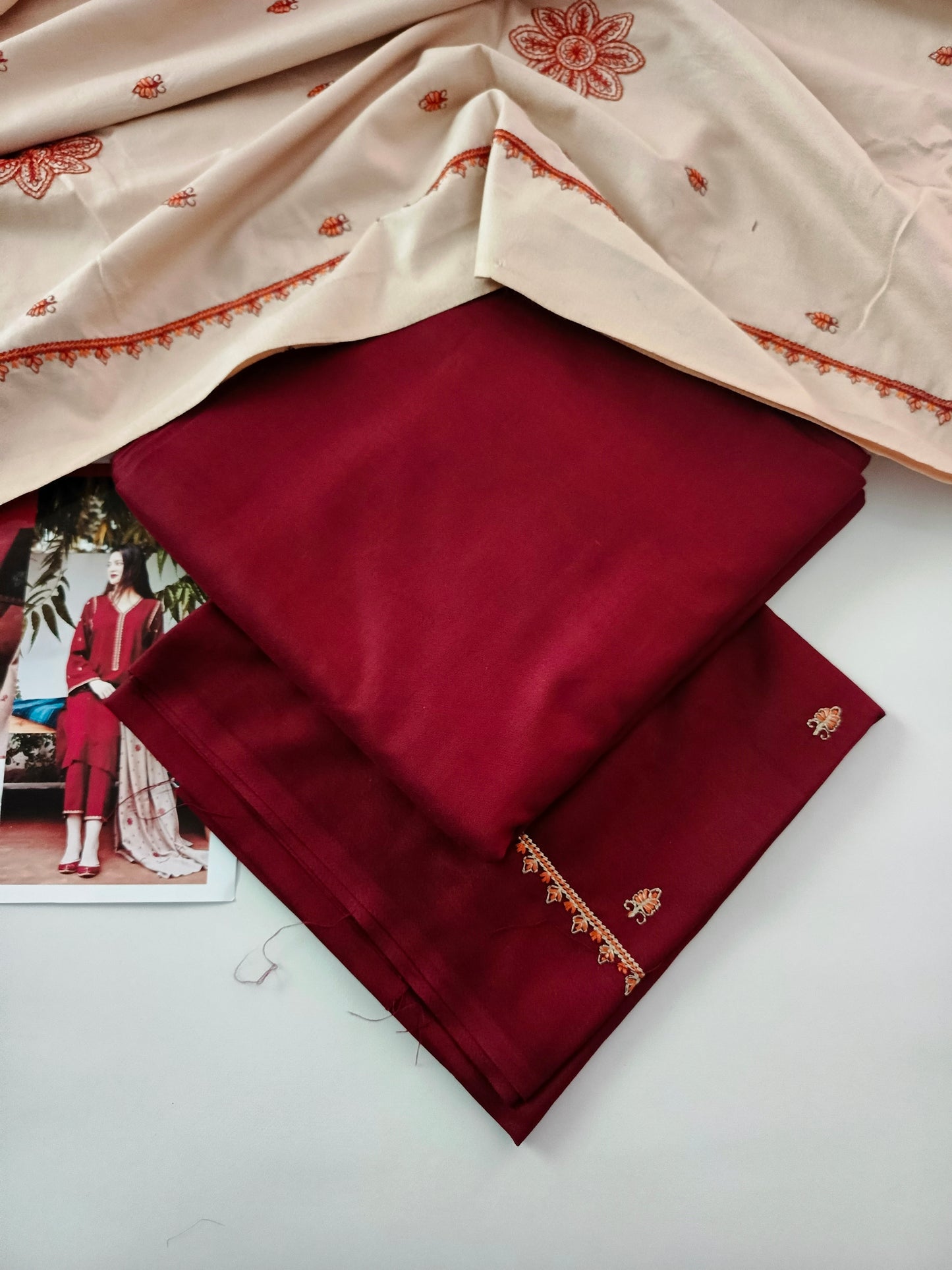 Unstitched - Dhanak 3pc Embroidered Suit