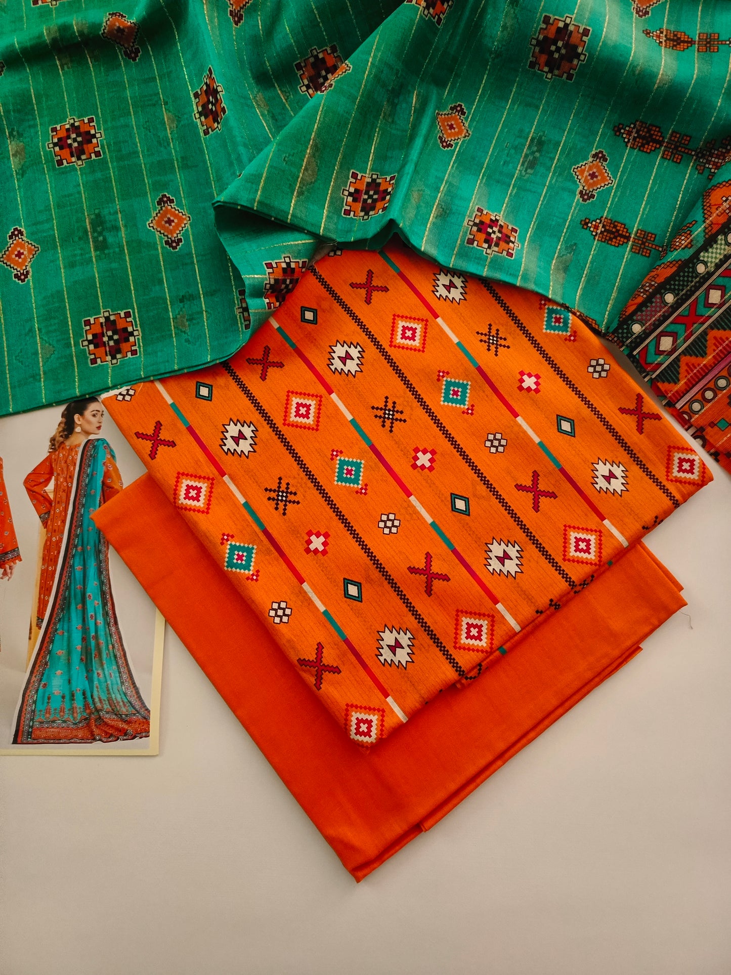 Unstitched - Lawn 3pc Printed Suit
