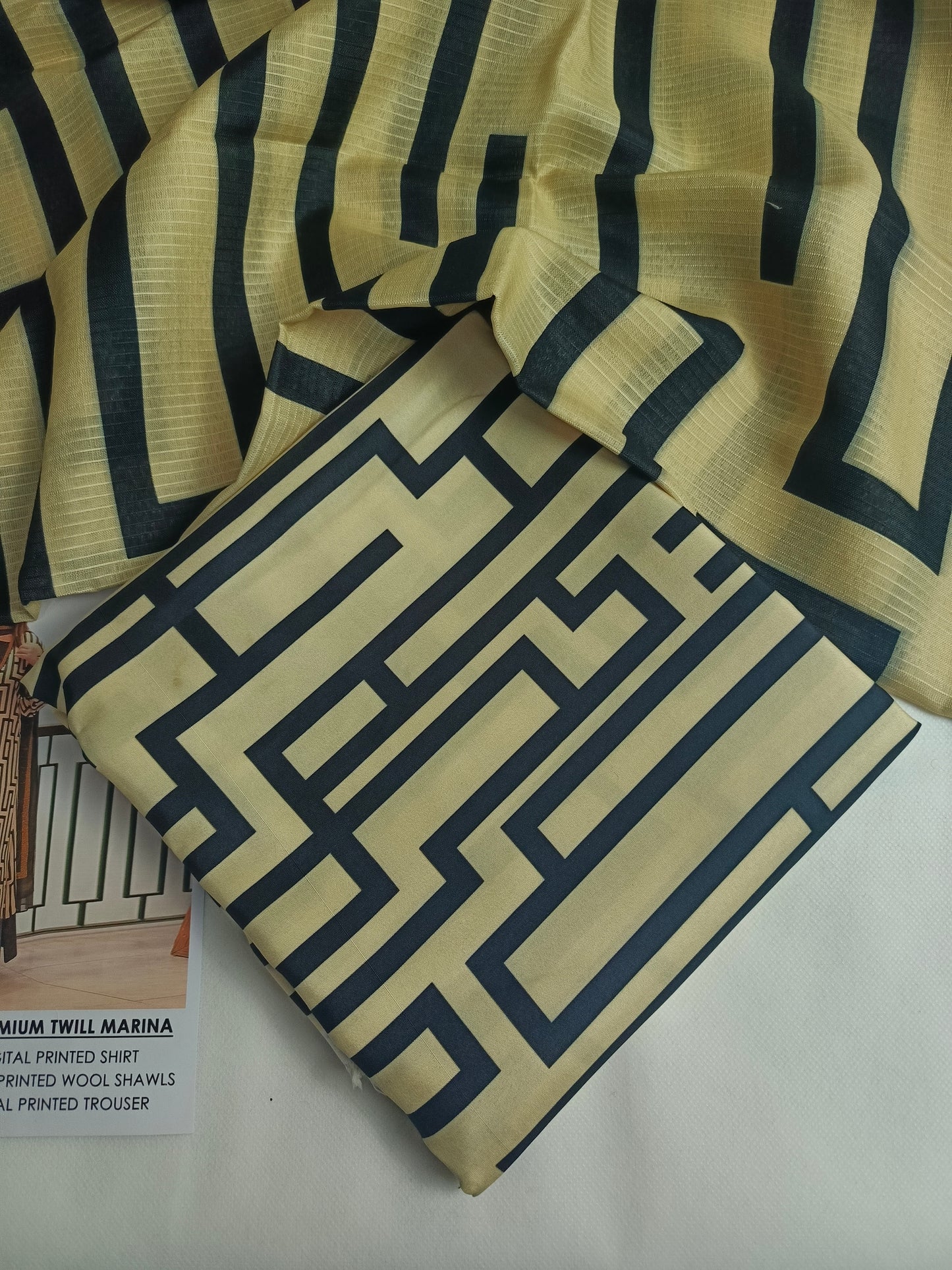 Unstitched - Silk 3pc Printed Suit
