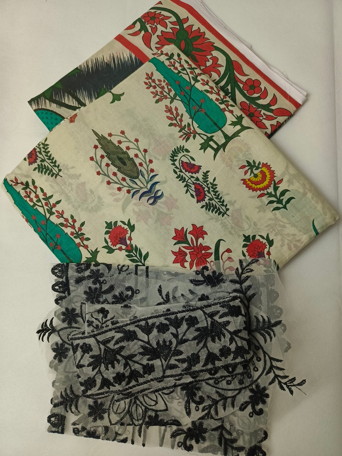 Premium Unstitched - Lawn 3pc Embroidered Suit