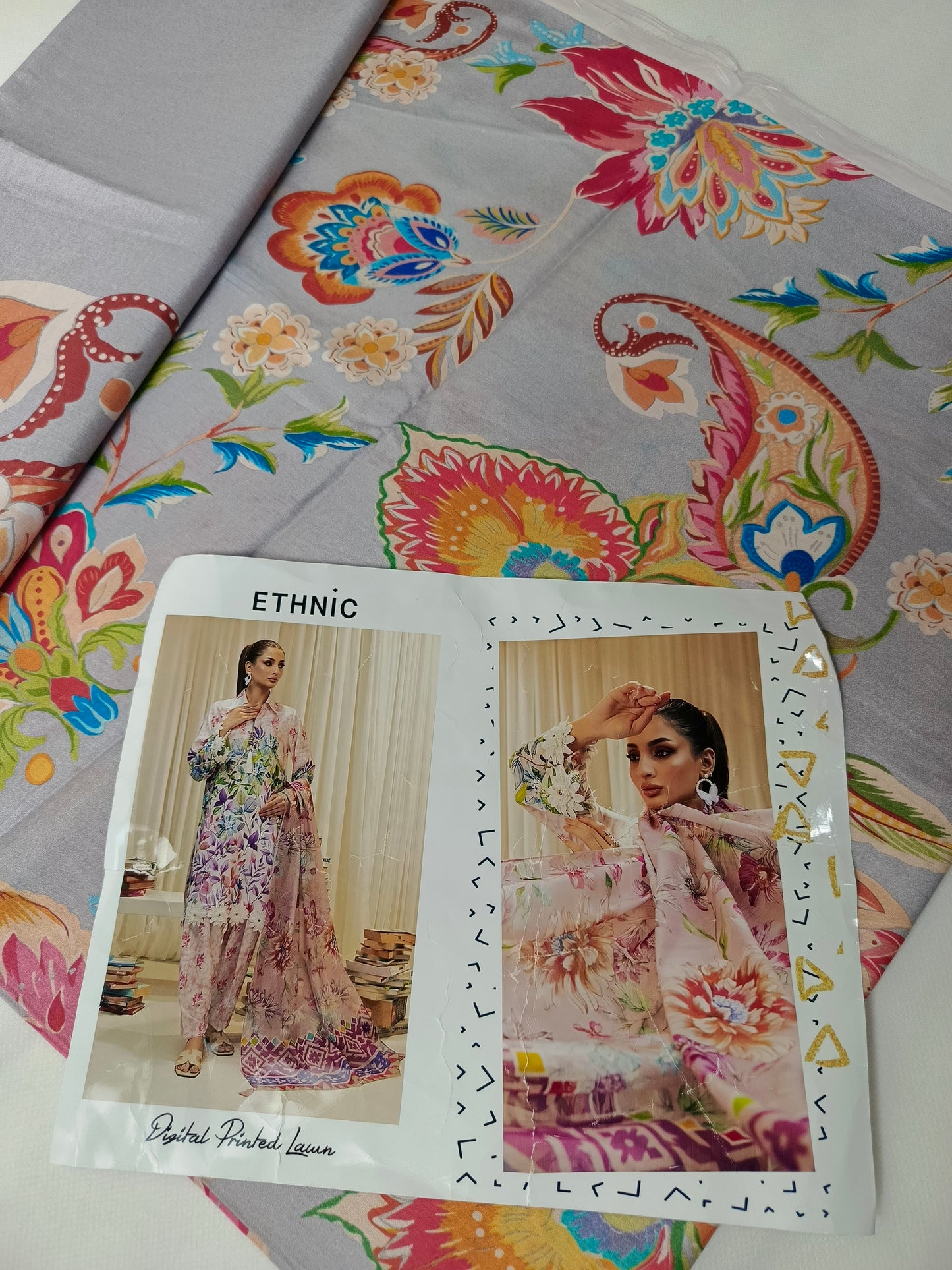 Unstitched - Lawn Allover 3pc Printed Suit