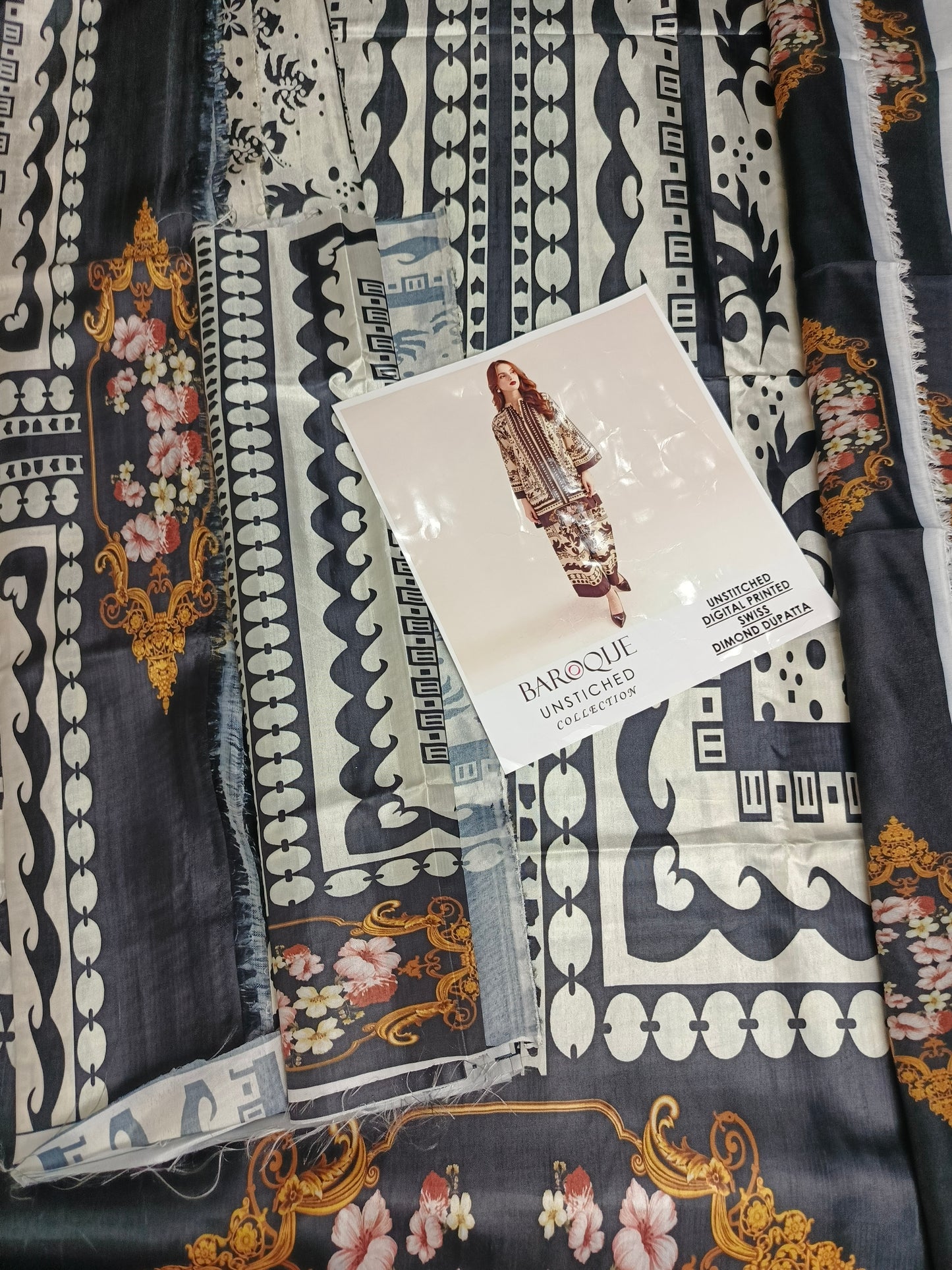 Unstitched - Swiss Silk 3pc Printed Suit