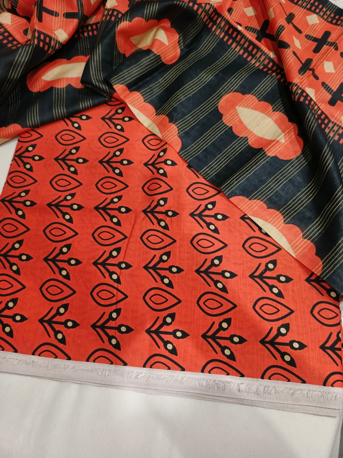 Unstitched - Khaddar 3pc Printed Suit