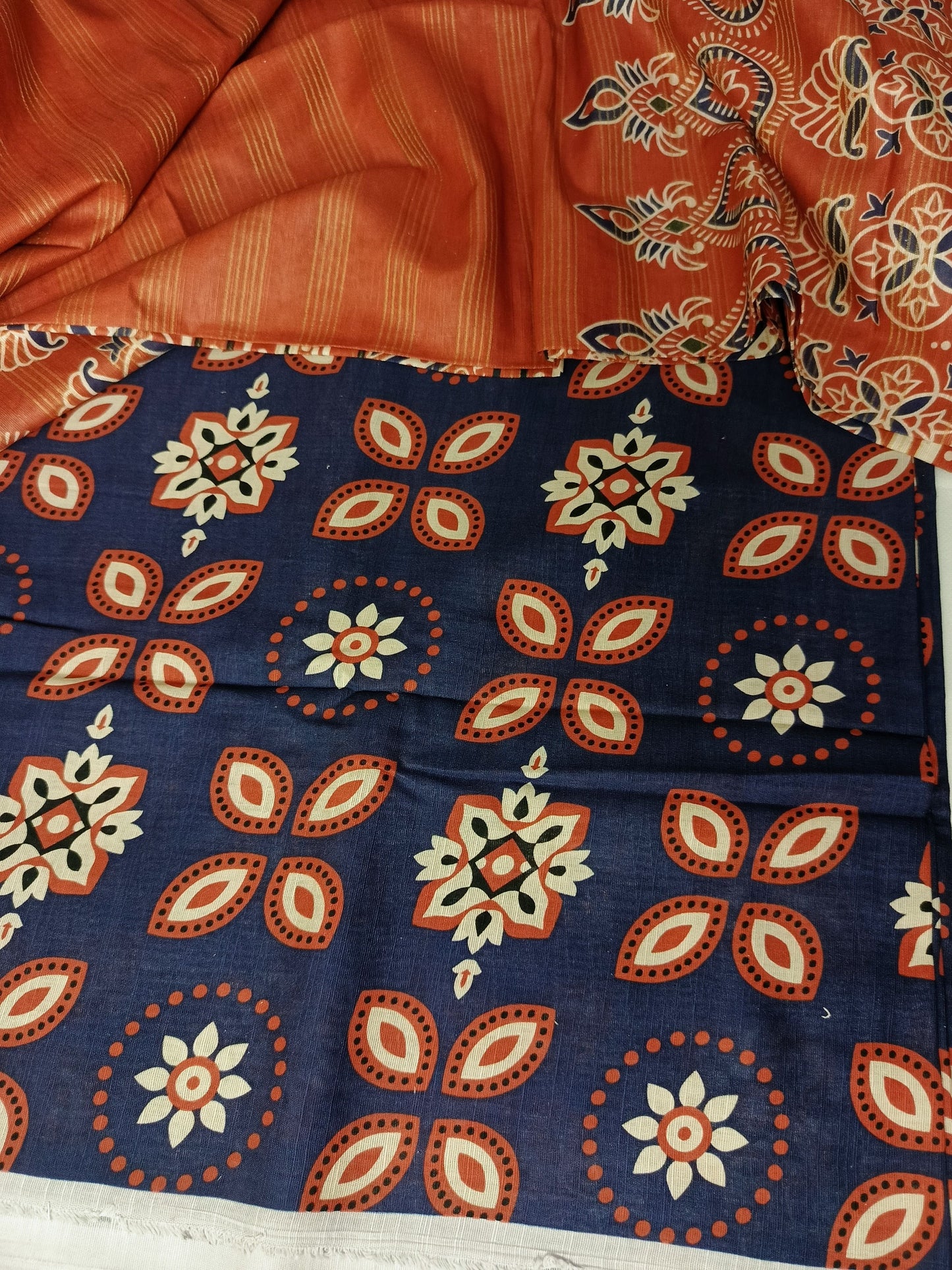Unstitched - Khaddar 3pc Printed Suit