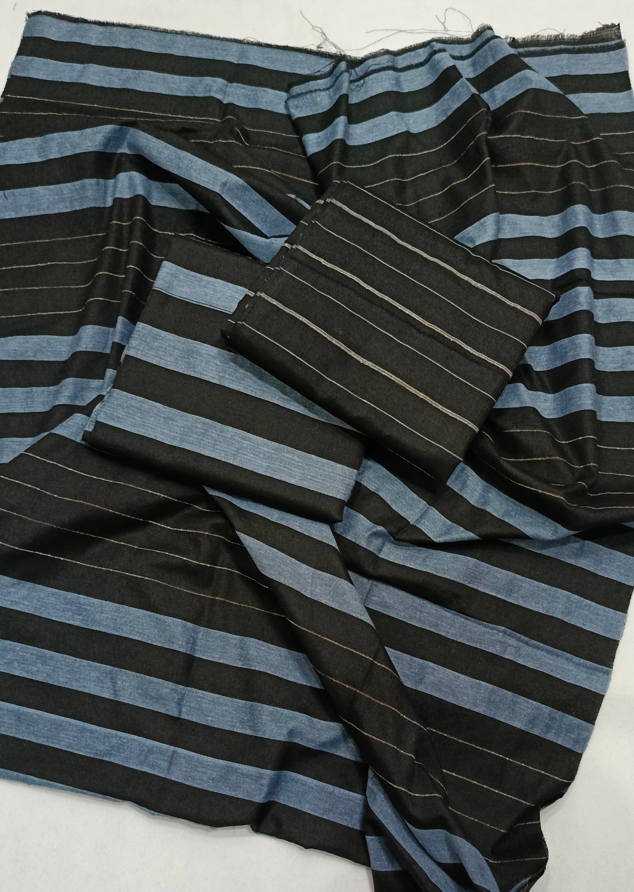 Unstitched Khaddi Cotton 3pc Suit