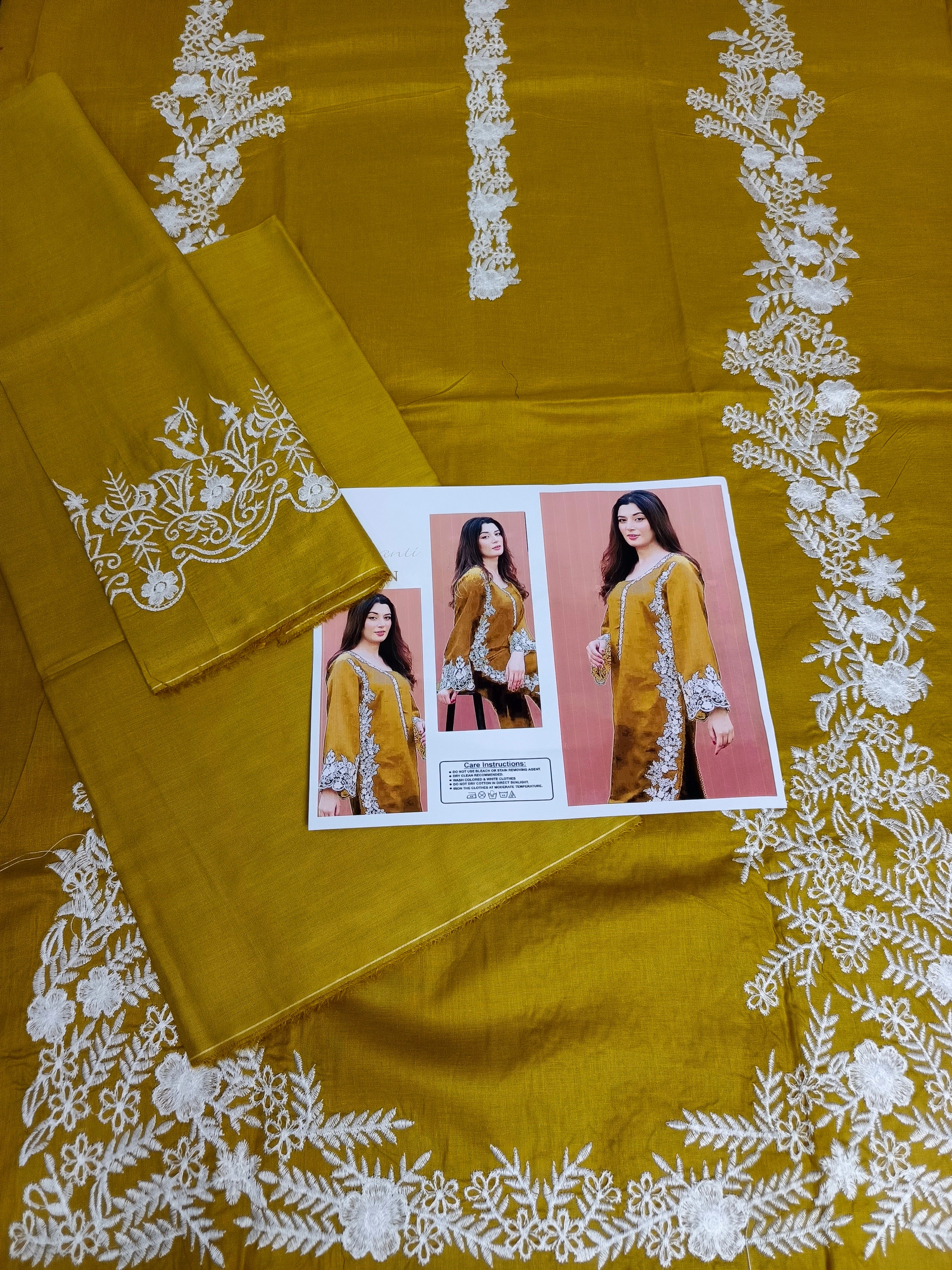 Unstitched - Lawn 2pc Embroidered Suit