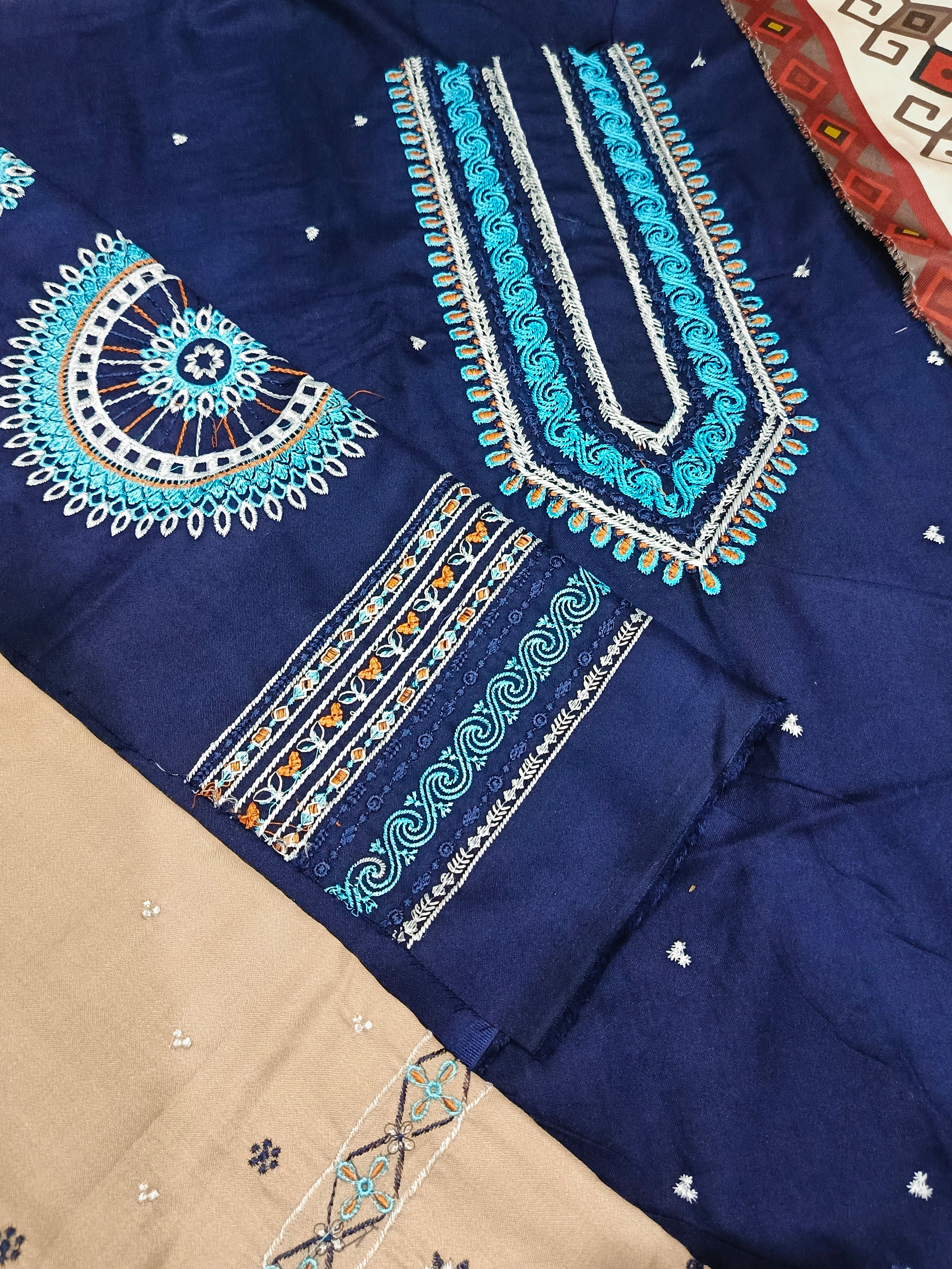 Unstitched - Dhanak 3pc Embroidered Suit