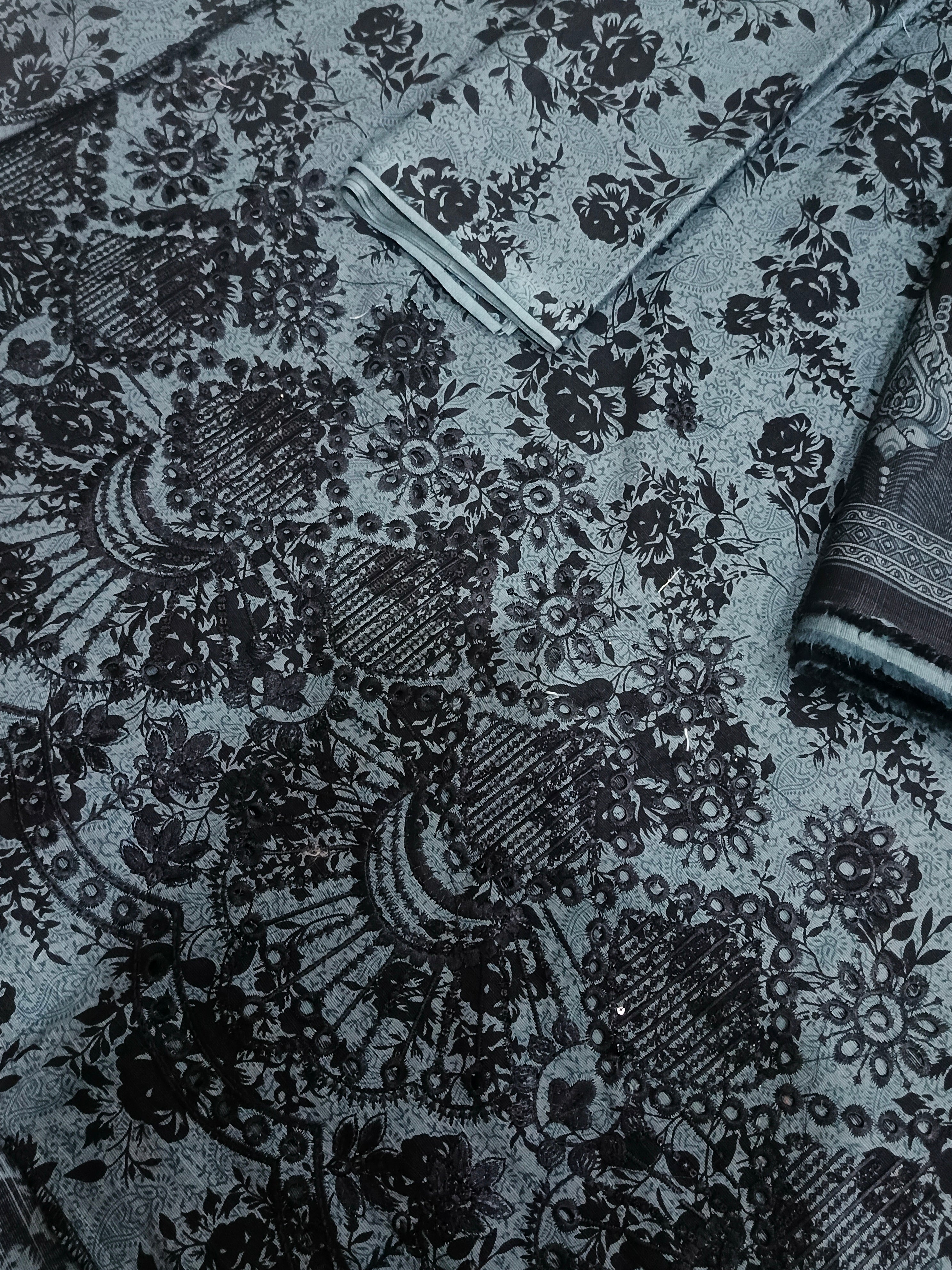 Unstitched - Khaddar 3pc Embroidered Suit