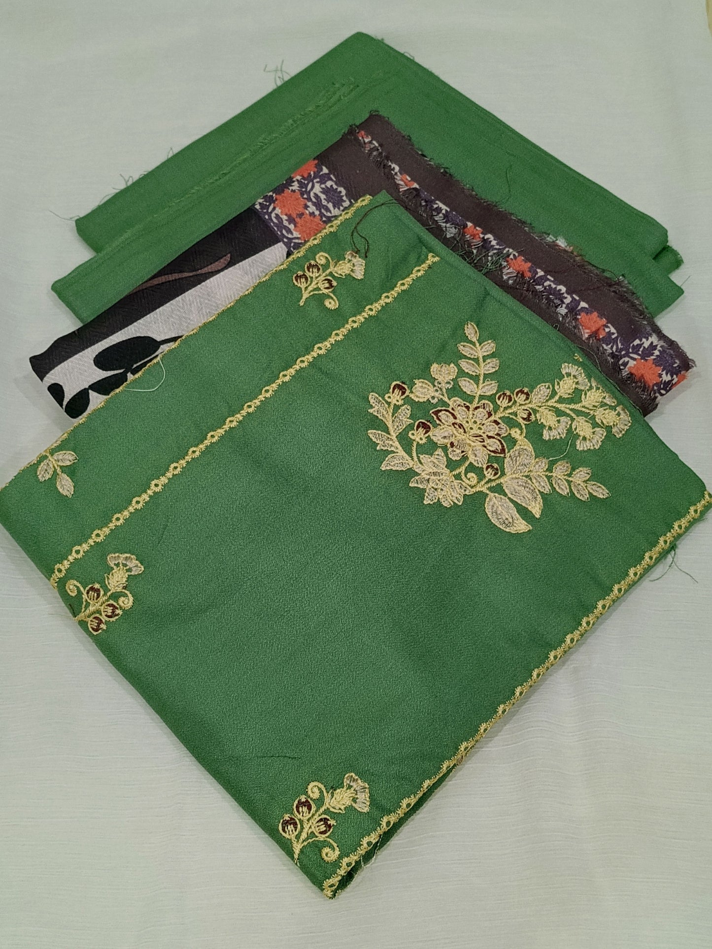 Unstitched - Dhanak 3pc Embroidered Suit