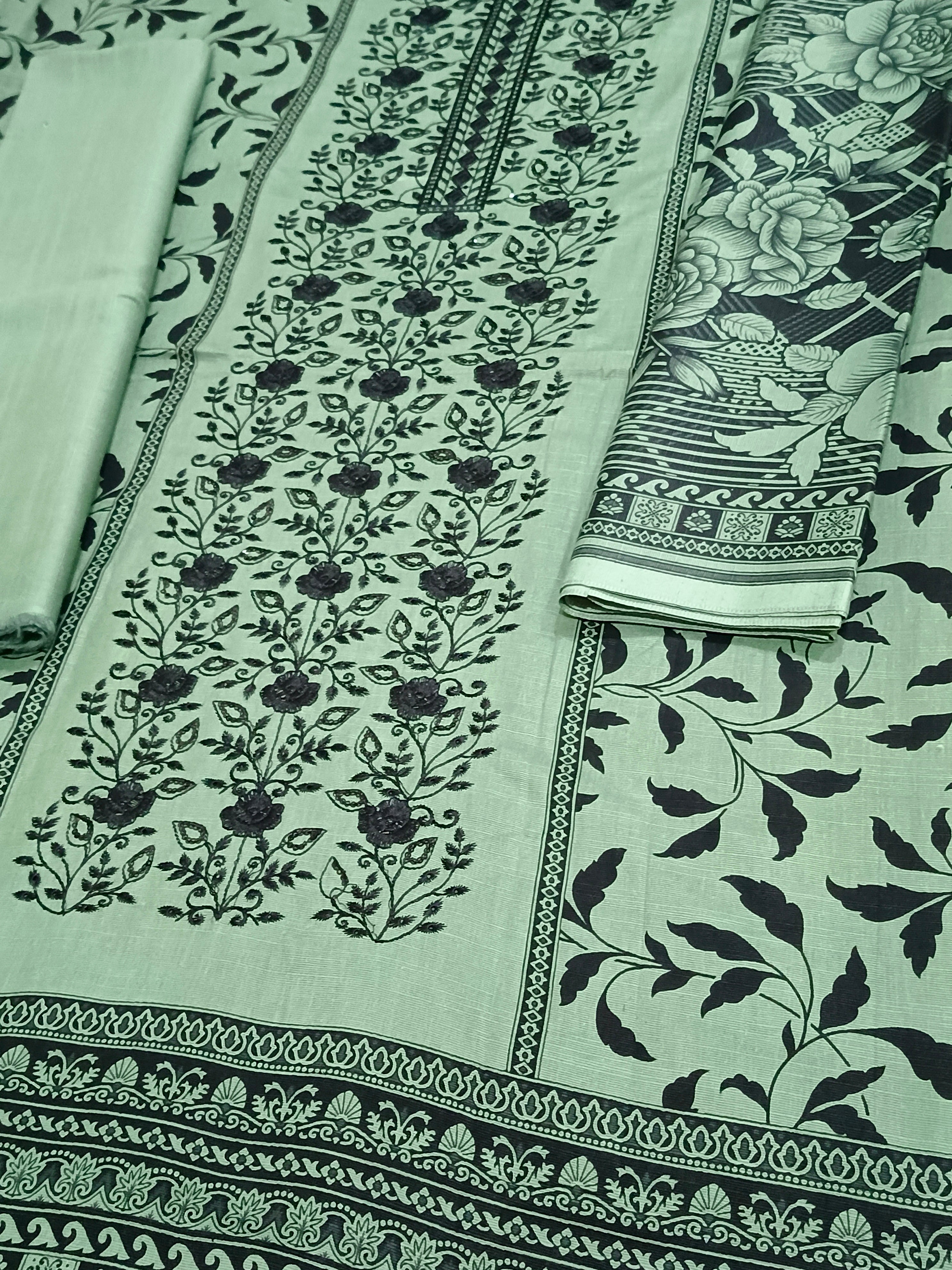 Unstitched - Khaddar 3pc Embroidered Suit