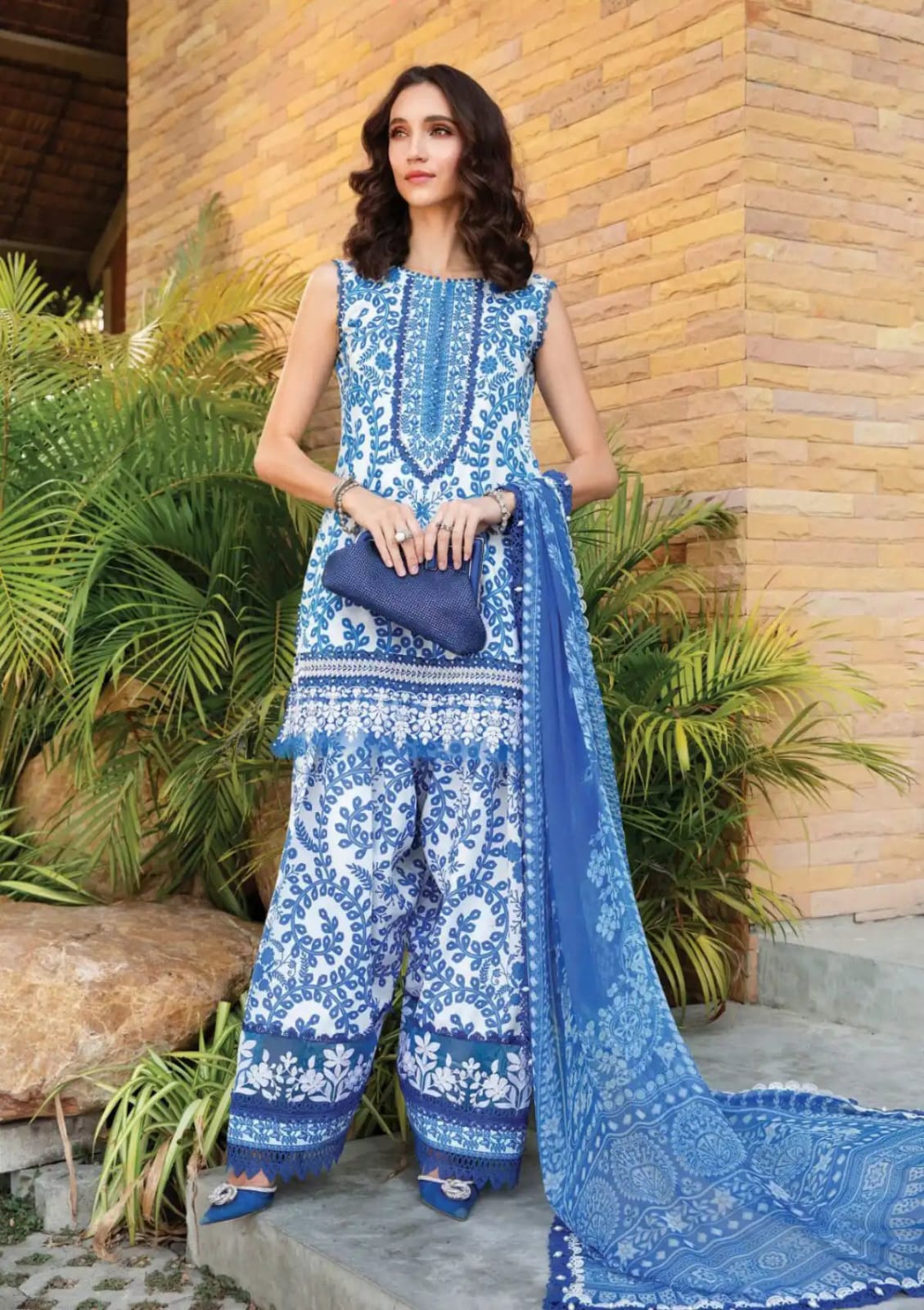 Unstitched - Doriya Linen 3pc Embroidered Suit